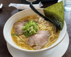 麺の蔵 我天 半田市の鶏白湯ラーメン 細麺