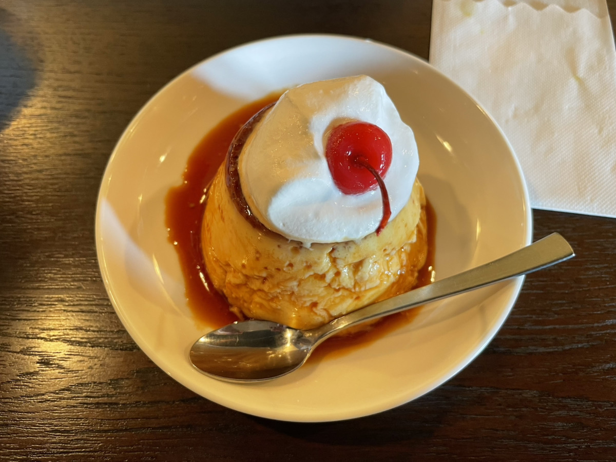 なめらかじゃないプリン